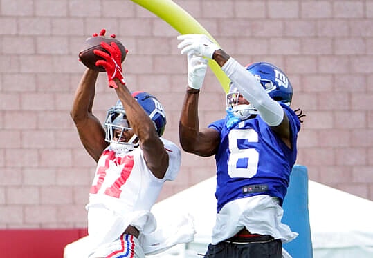 NFL: New York Giants Training Camp, tre hawkins