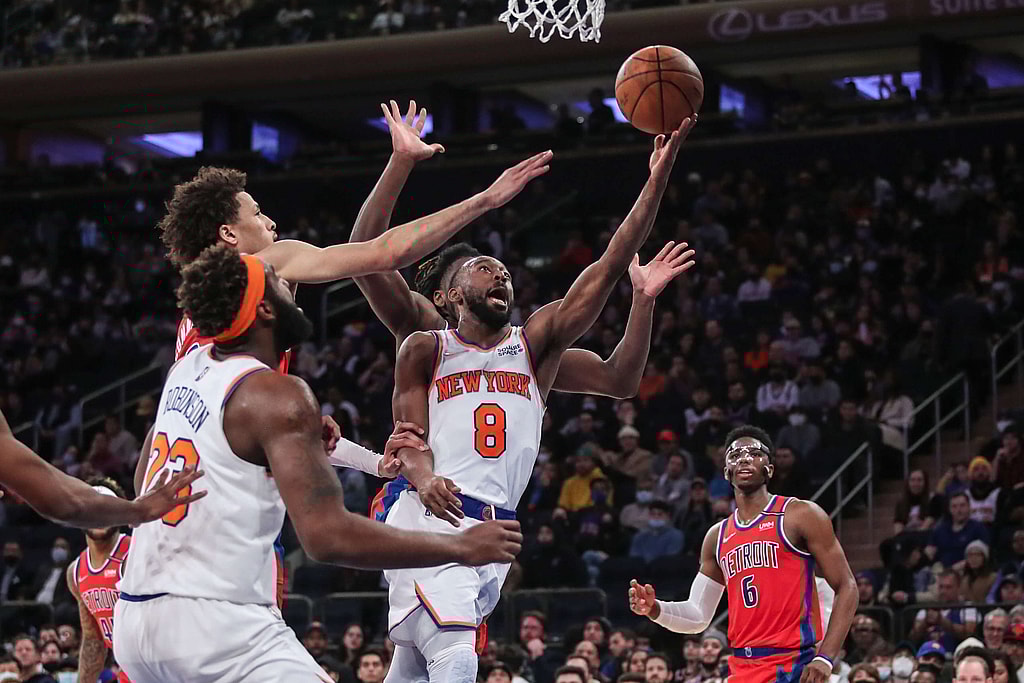 Knicks dump Kemba Walker to Pistons to open cap space