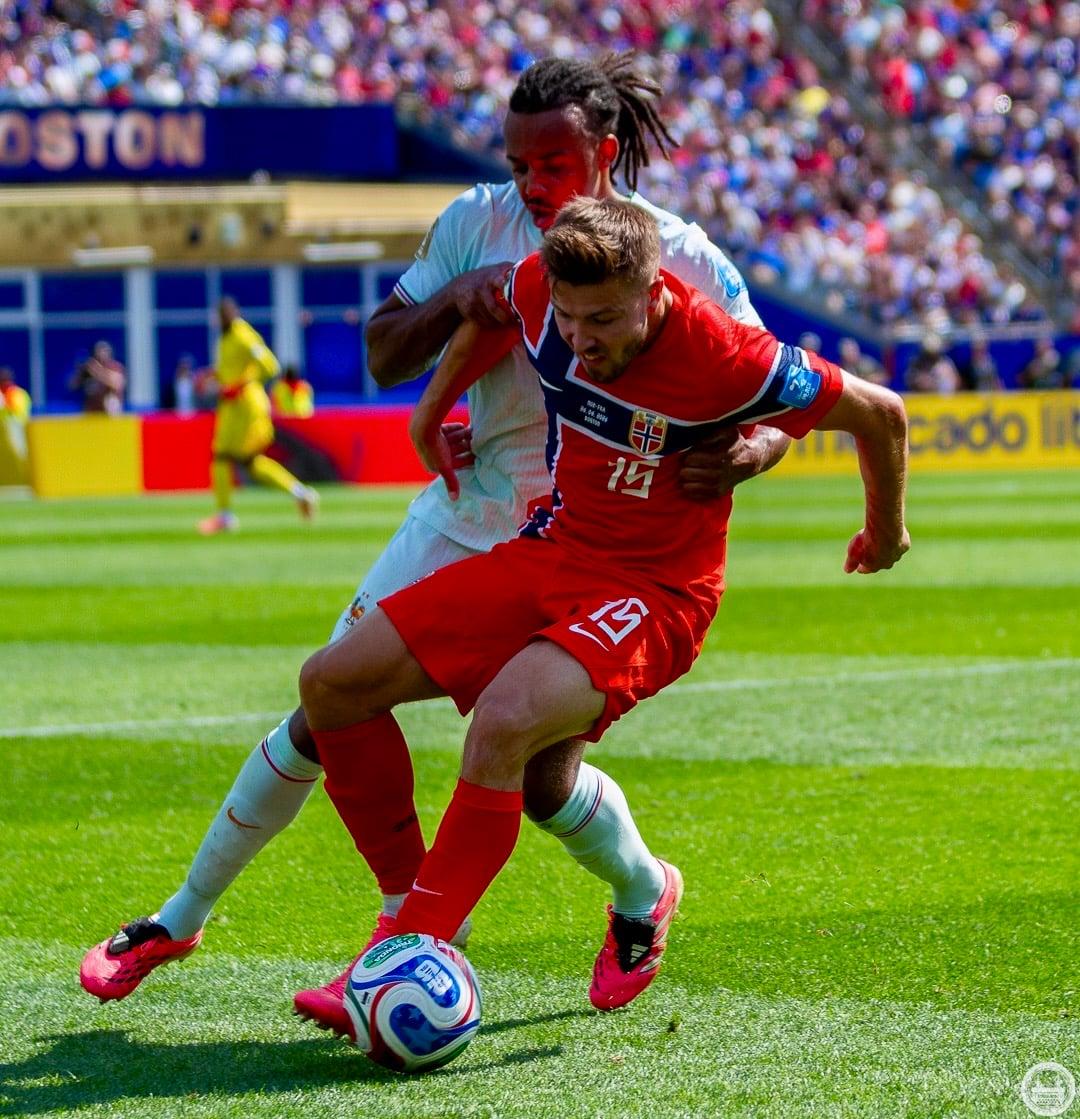 Jules Koundé marking Norway's Fredrik Bjørkan during France vs Norway