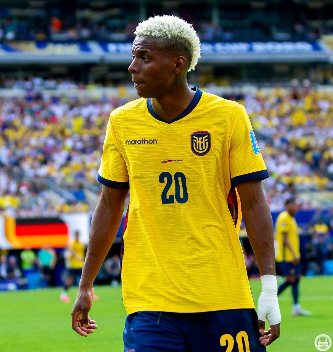 Nilson Angulo during Ecuador's World Cup match against Germany