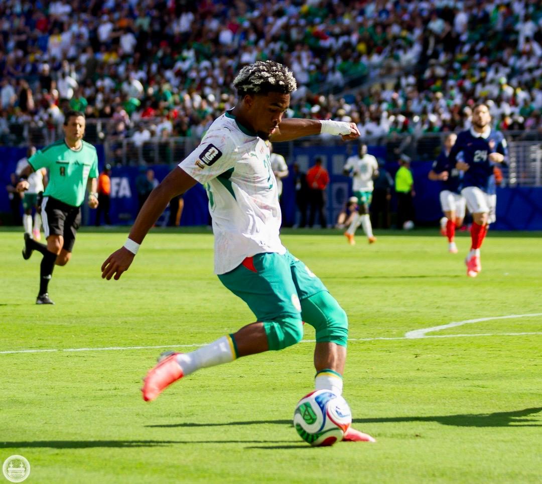 Ibrahim Mbaye scores for Senegal against France