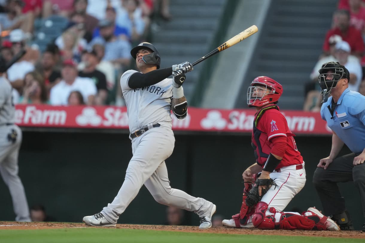 MLB: New York Yankees at Los Angeles Angels, gleyber torres