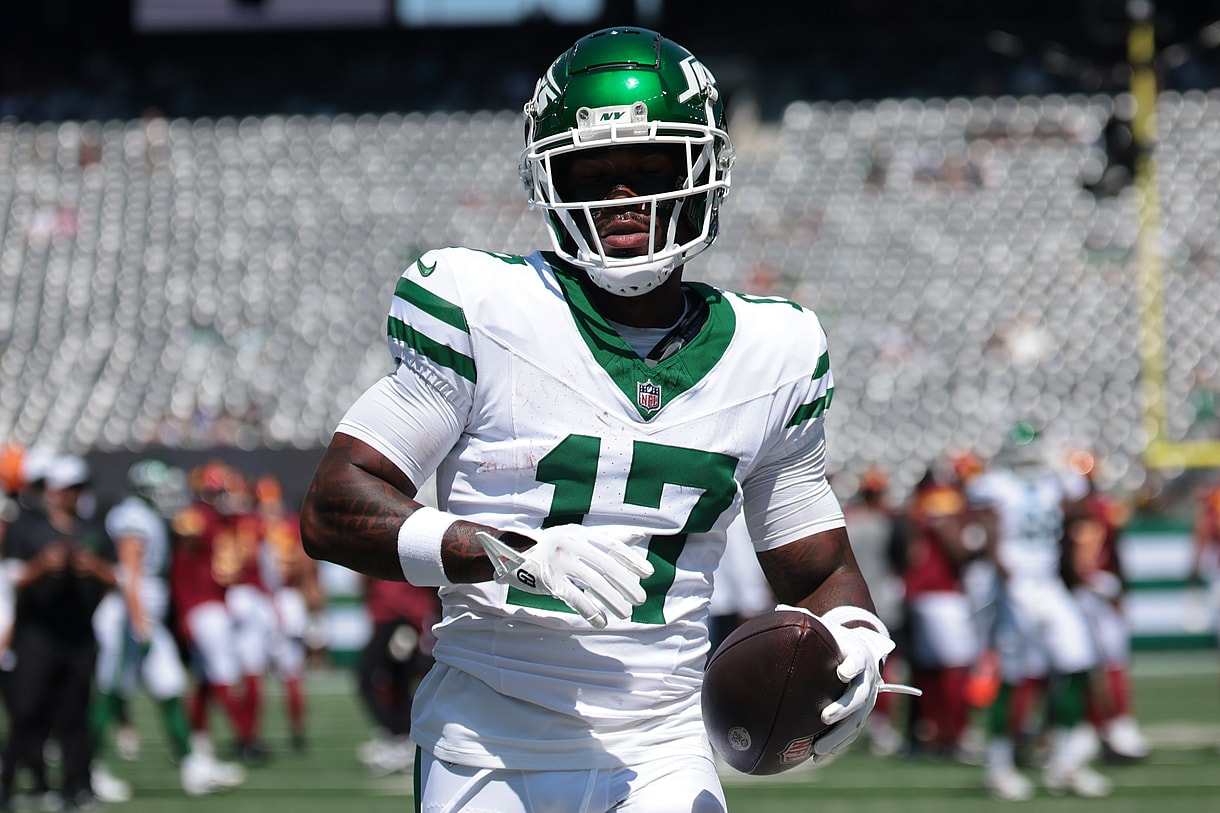 Aug 10, 2024; East Rutherford, New Jersey, USA; New York Jets wide receiver Malachi Corley (17) during warm ups before the game against the Washington Commanders at MetLife Stadium. Mandatory Credit: Vincent Carchietta-USA TODAY Sports