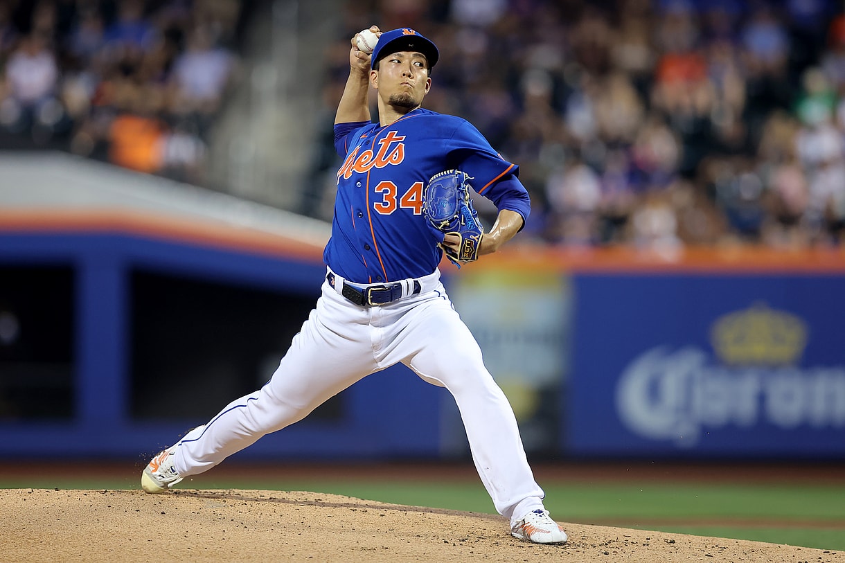 Jul 15, 2023; New York City, New York, USA; New York Mets starting pitcher Kodai Senga (34) pitches against the Los Angeles Dodgers during the second inning at Citi Field. Mandatory Credit: Brad Penner-Imagn Images