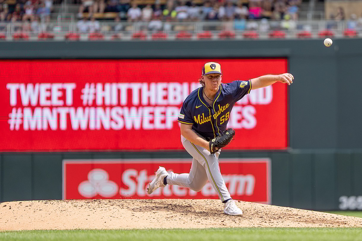 MLB: Milwaukee Brewers at Minnesota Twins