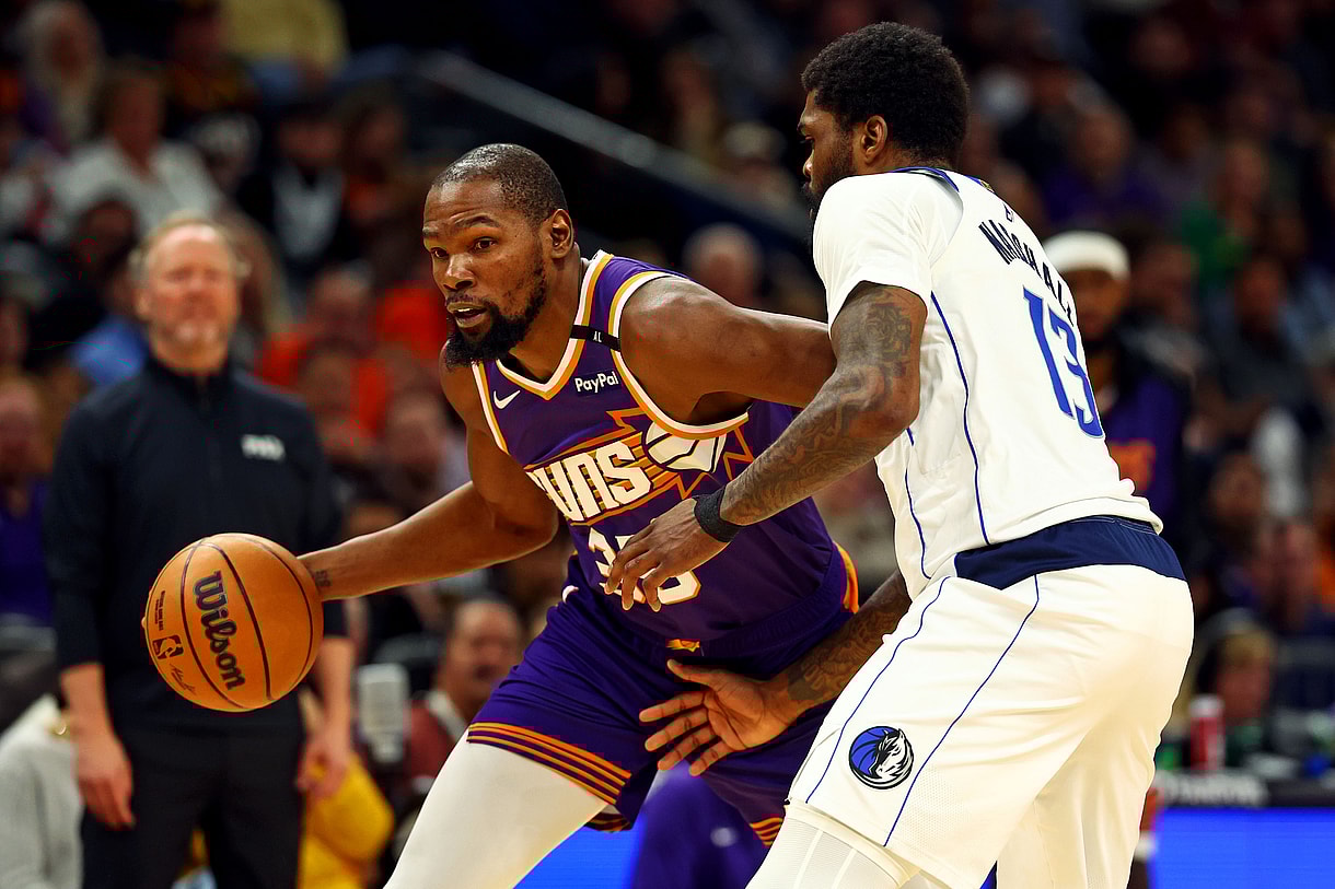 NBA: Dallas Mavericks at Phoenix Suns