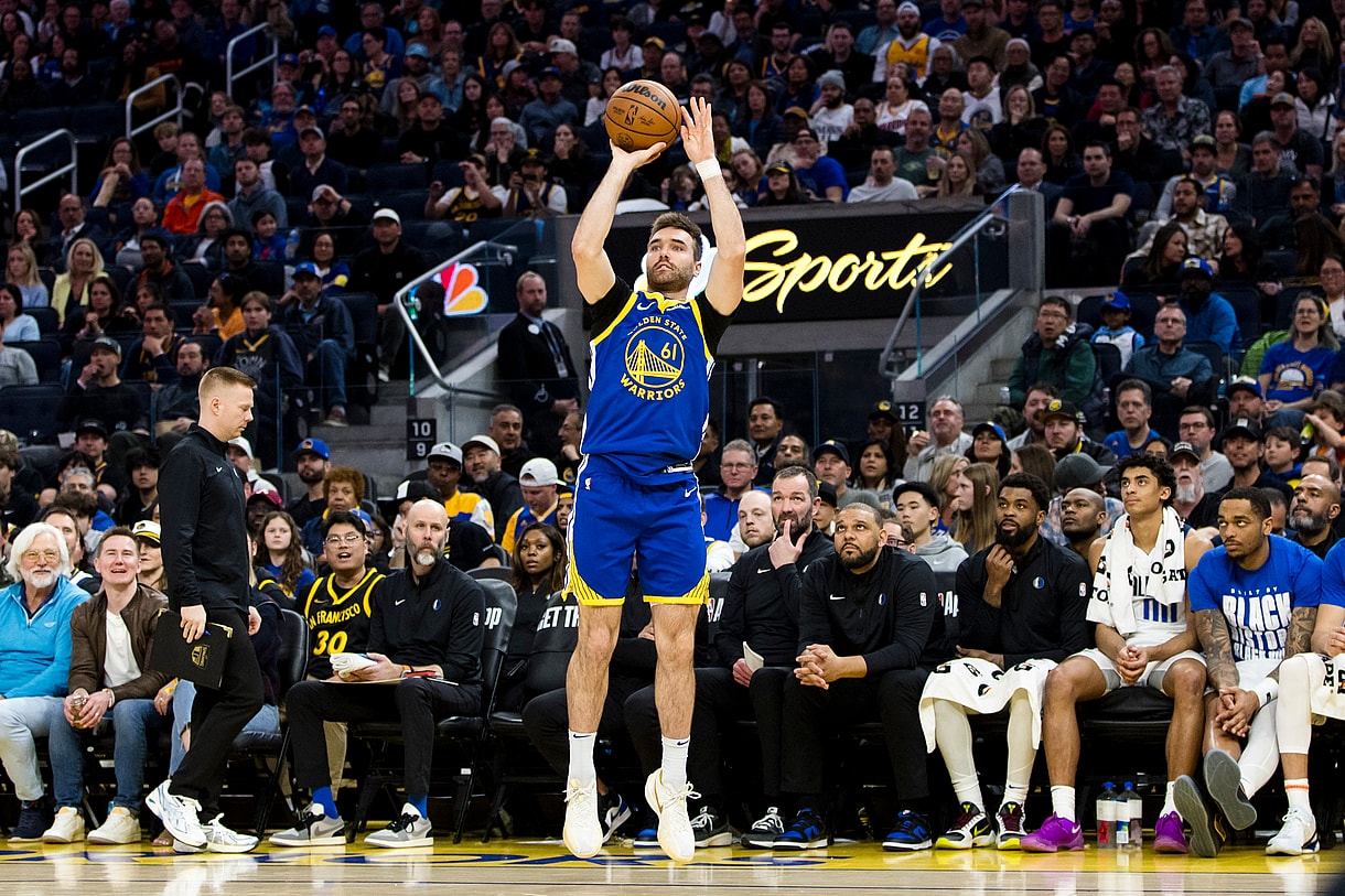 NBA: Dallas Mavericks at Golden State Warriors