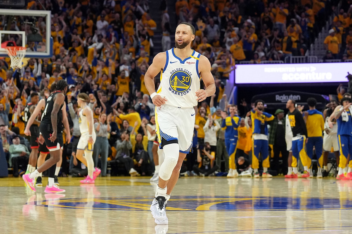 NBA: Playoffs-Houston Rockets at Golden State Warriors