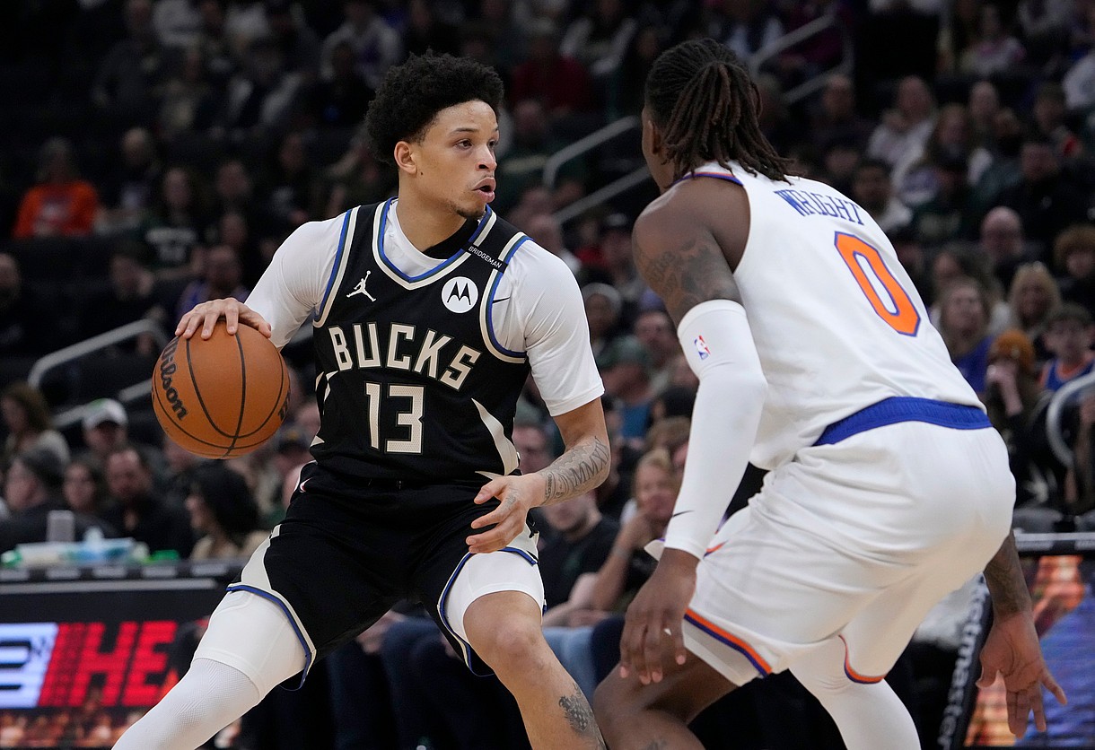 NBA: New York Knicks at Milwaukee Bucks