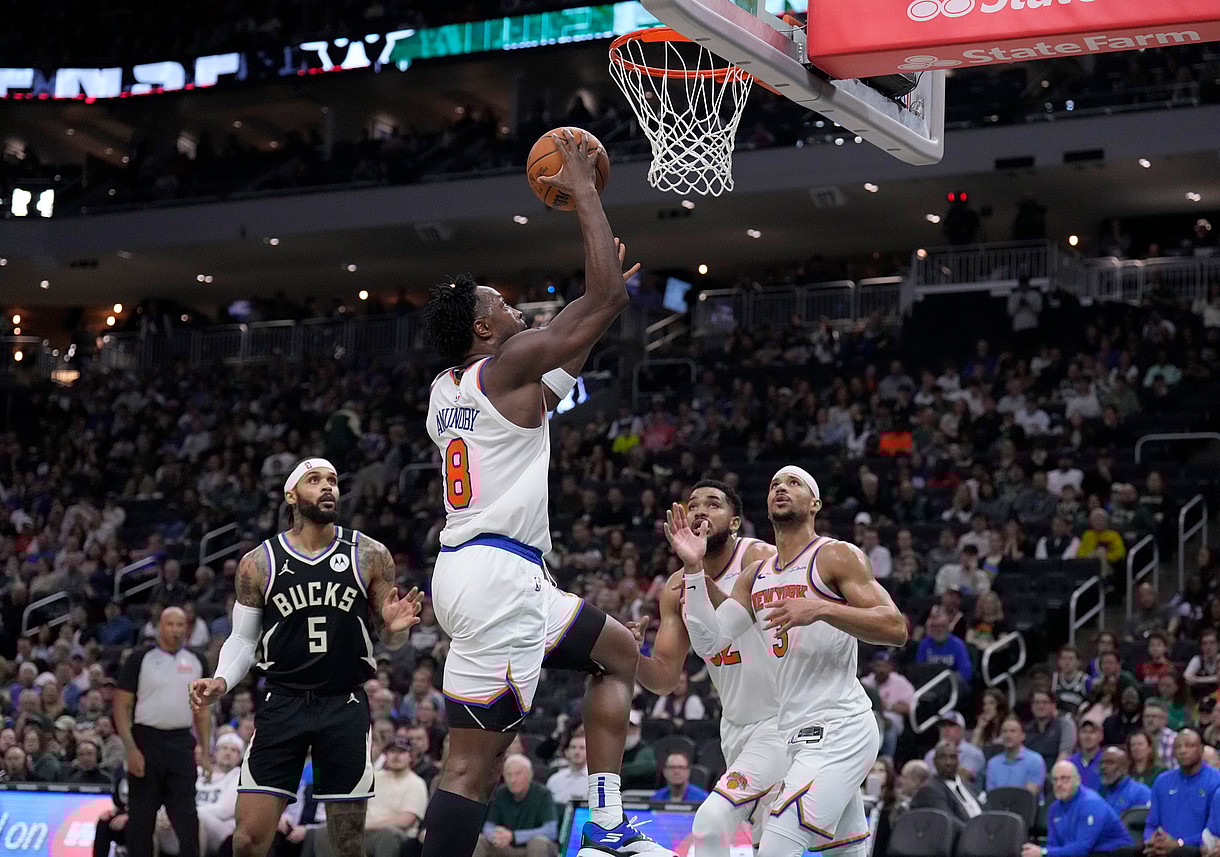 NBA: New York Knicks at Milwaukee Bucks