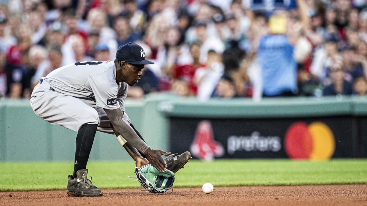 Jazz Chisholm Jr. fielding a ground ball for the Yankees