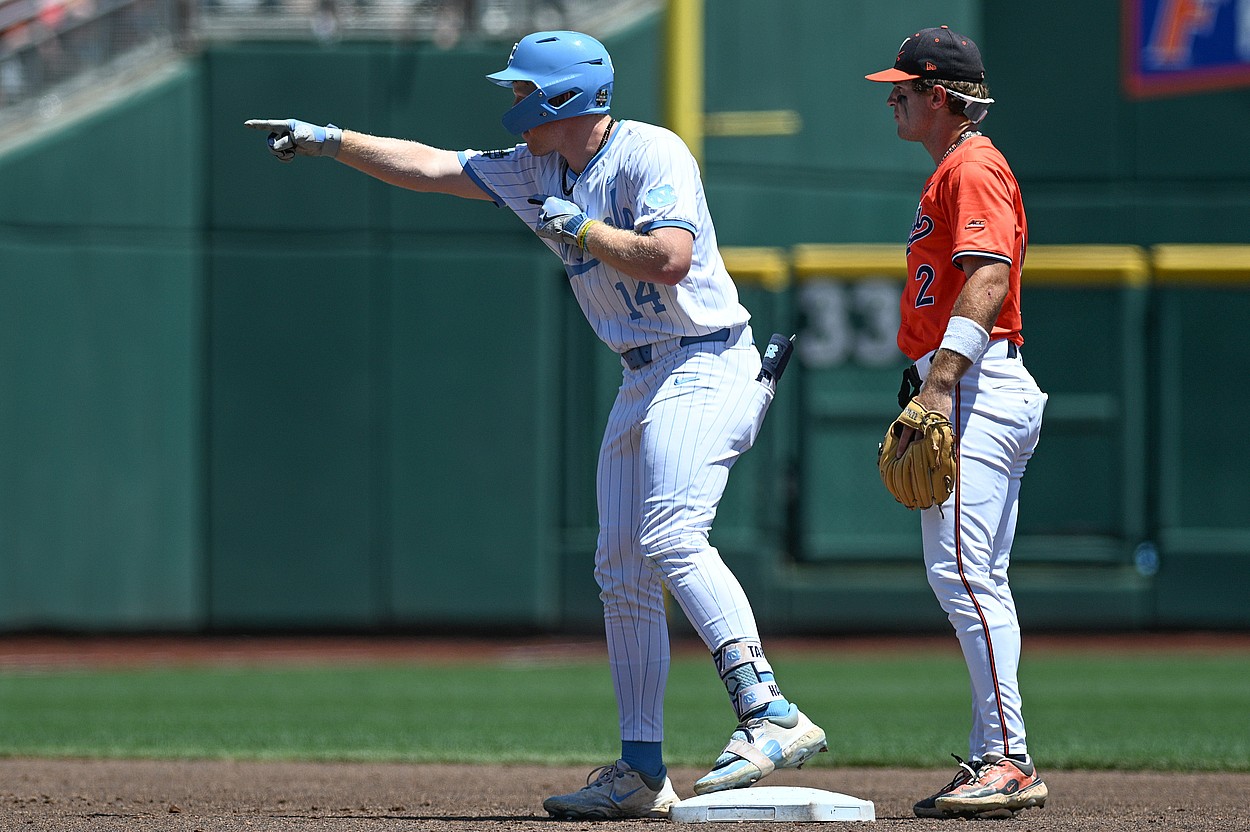 NCAA Baseball: College World Series-North Carolina v Virginia