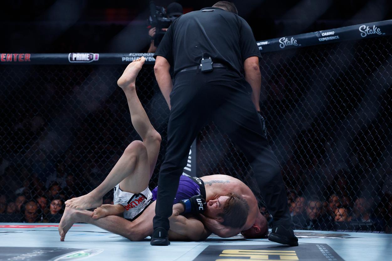 MMA: UFC 319 - Elliott vs Asakura