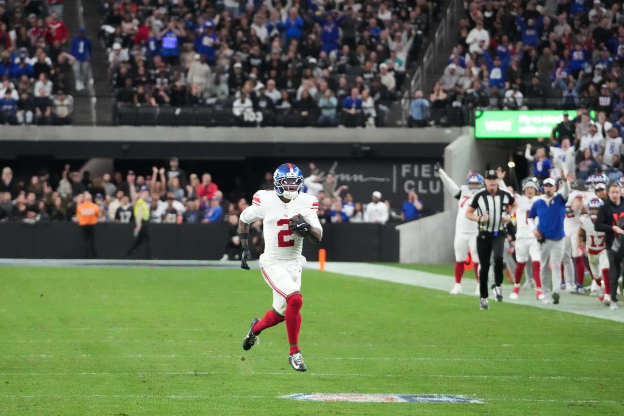 deonte Banks, NFL: New York Giants at Las Vegas Raiders