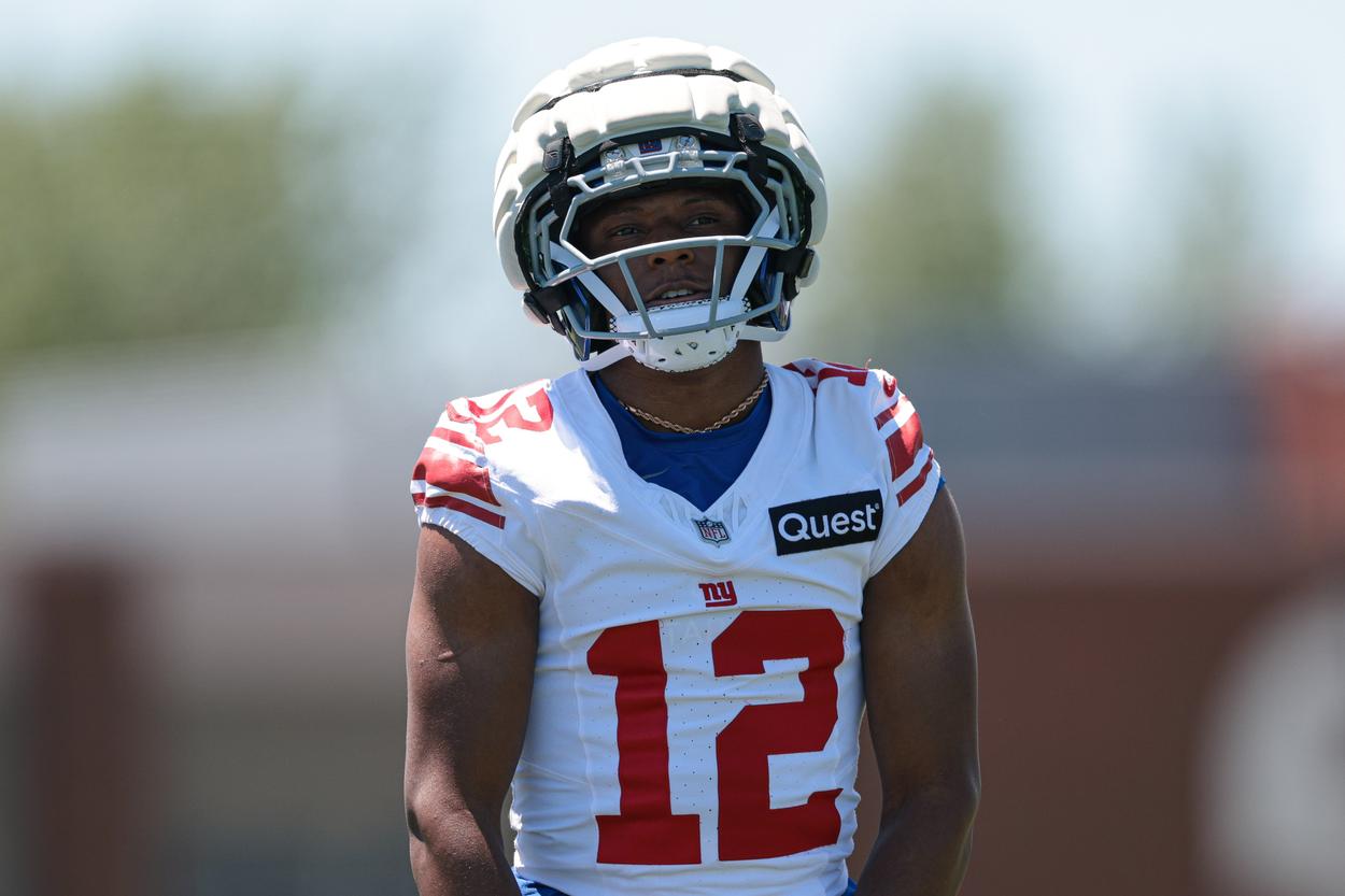 Colton Hood practicing with the Giants defense
