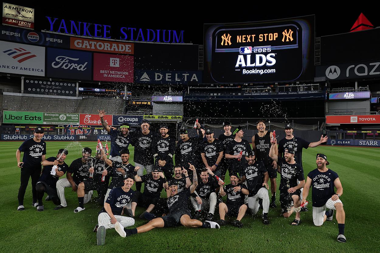 MLB: Wildcard-Boston Red Sox at New York Yankees