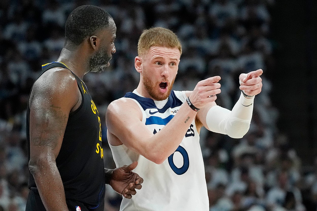 NBA: Playoffs-Golden State Warriors at Minnesota Timberwolves