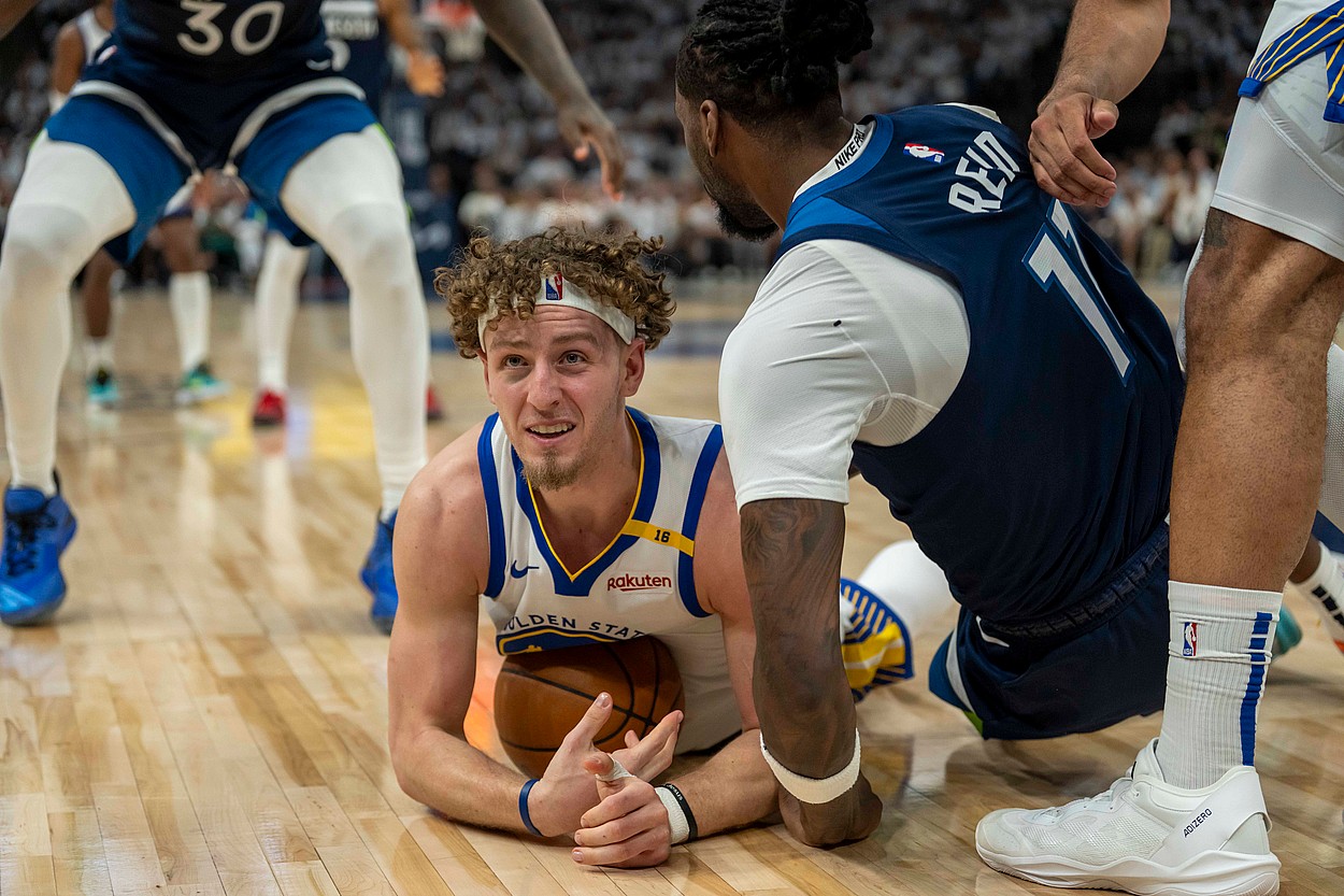 NBA: Playoffs-Golden State Warriors at Minnesota Timberwolves
