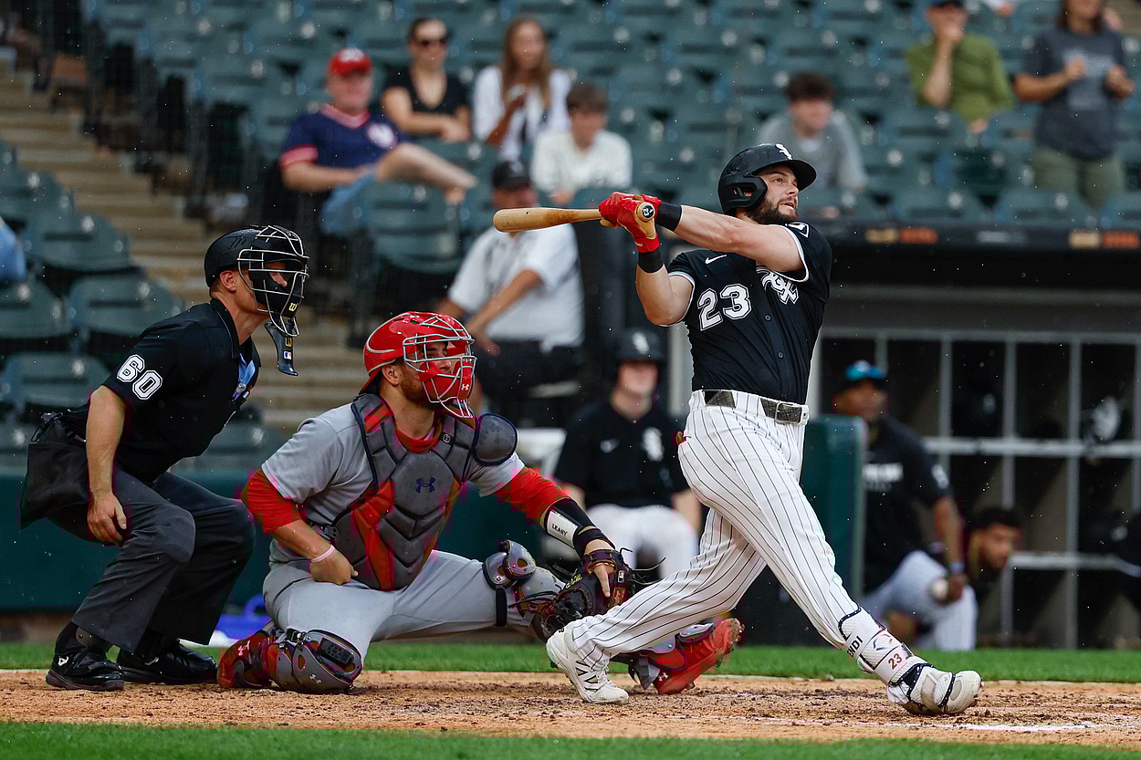 MLB: Game Two-St. Louis Cardinals at Chicago White Sox
