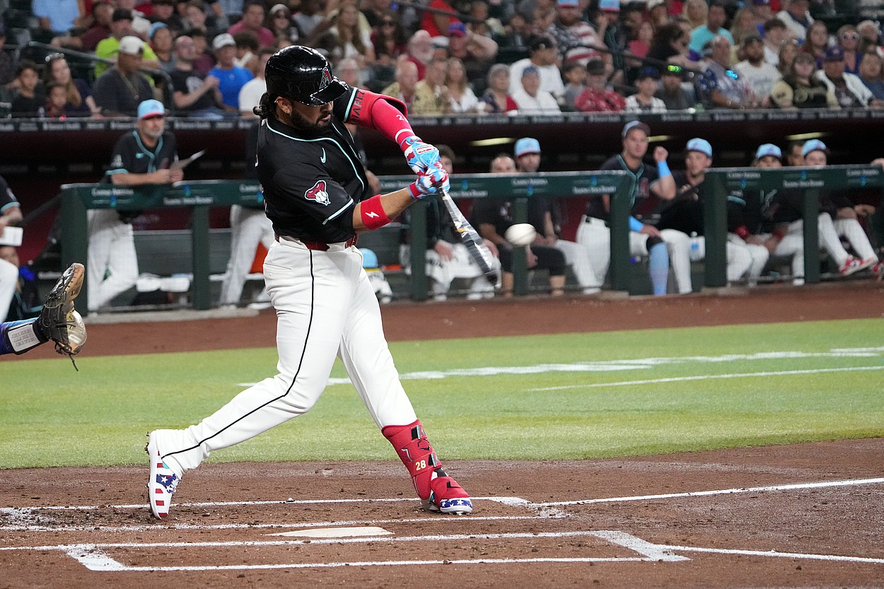 MLB: Kansas City Royals at Arizona Diamondbacks, Eugenio Suárez, yankees