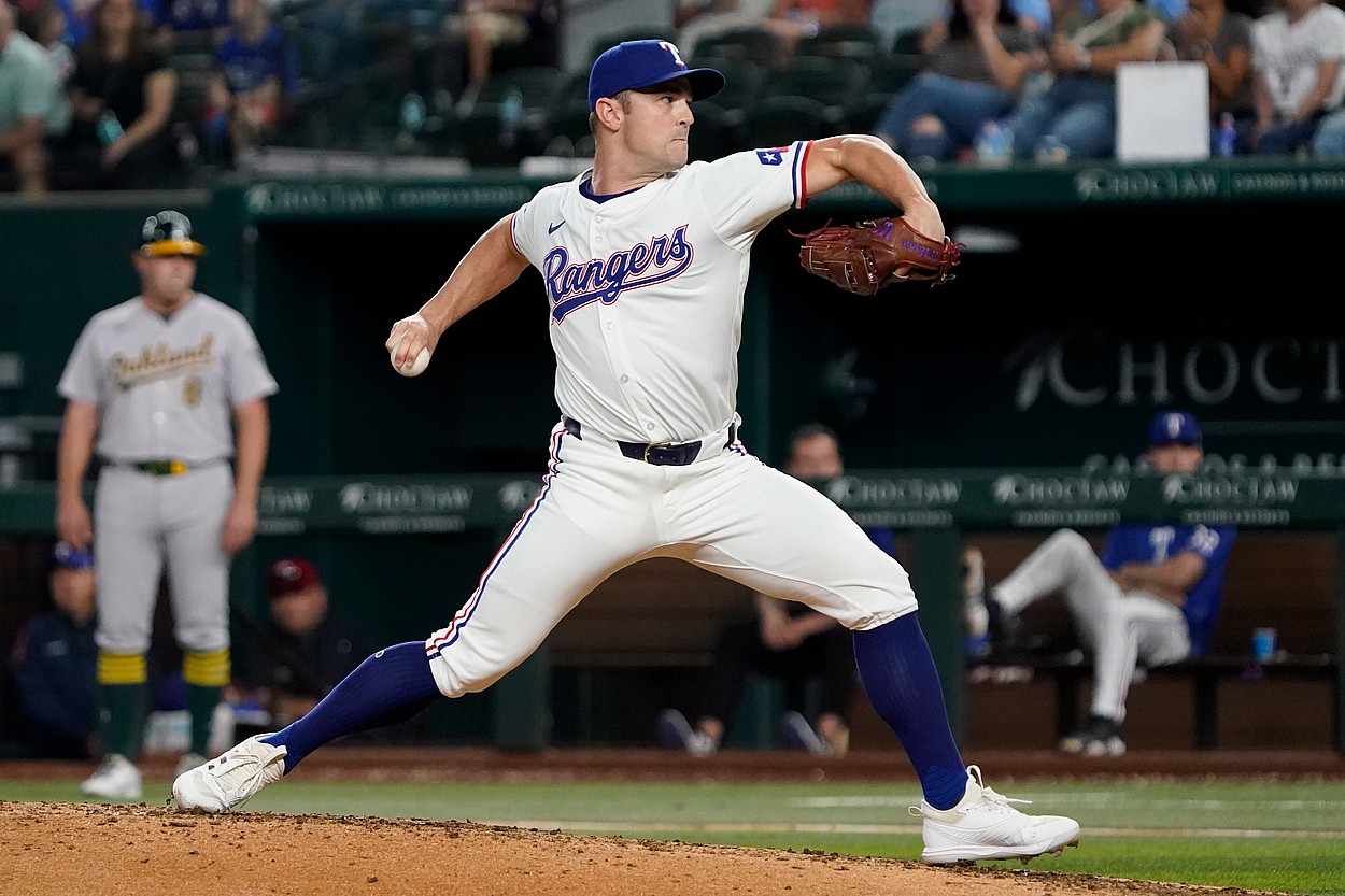 MLB: Oakland Athletics at Texas Rangers, David robertson, yankees