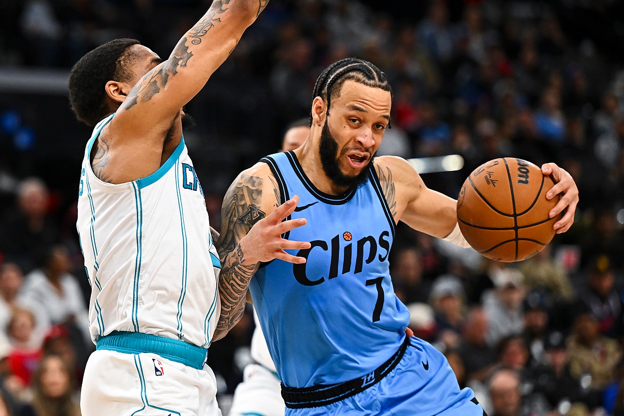 NBA: Charlotte Hornets at Los Angeles Clippers