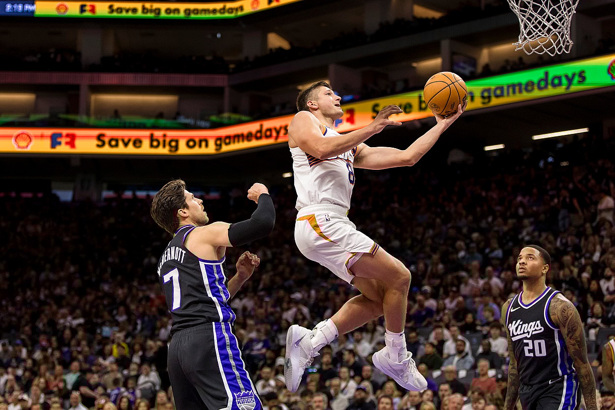 NBA: Phoenix Suns at Sacramento Kings