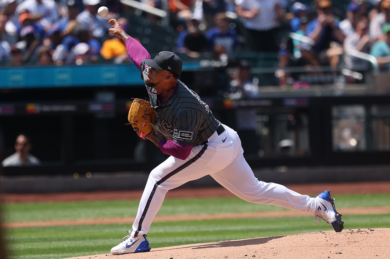 MLB: San Francisco Giants at New York Mets