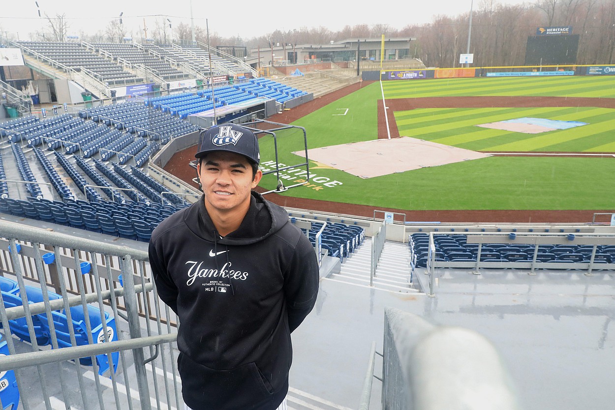 Renegades, Kyle Carr