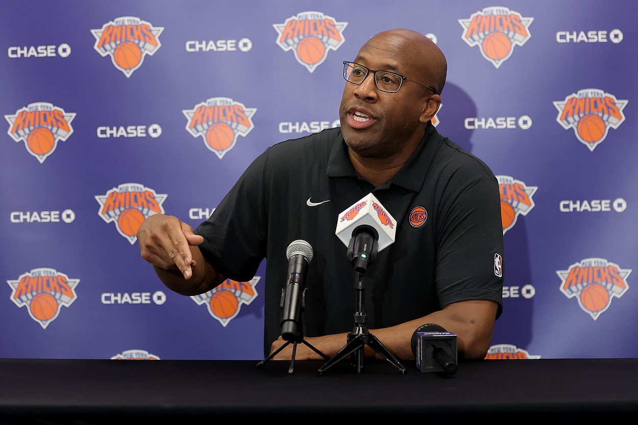 Mike Brown, NBA: New York Knicks-Media Day