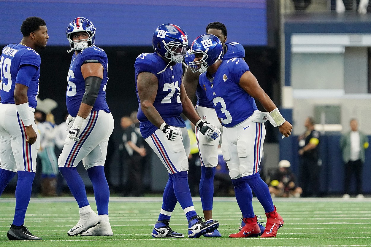 NFL: New York Giants at Dallas Cowboys