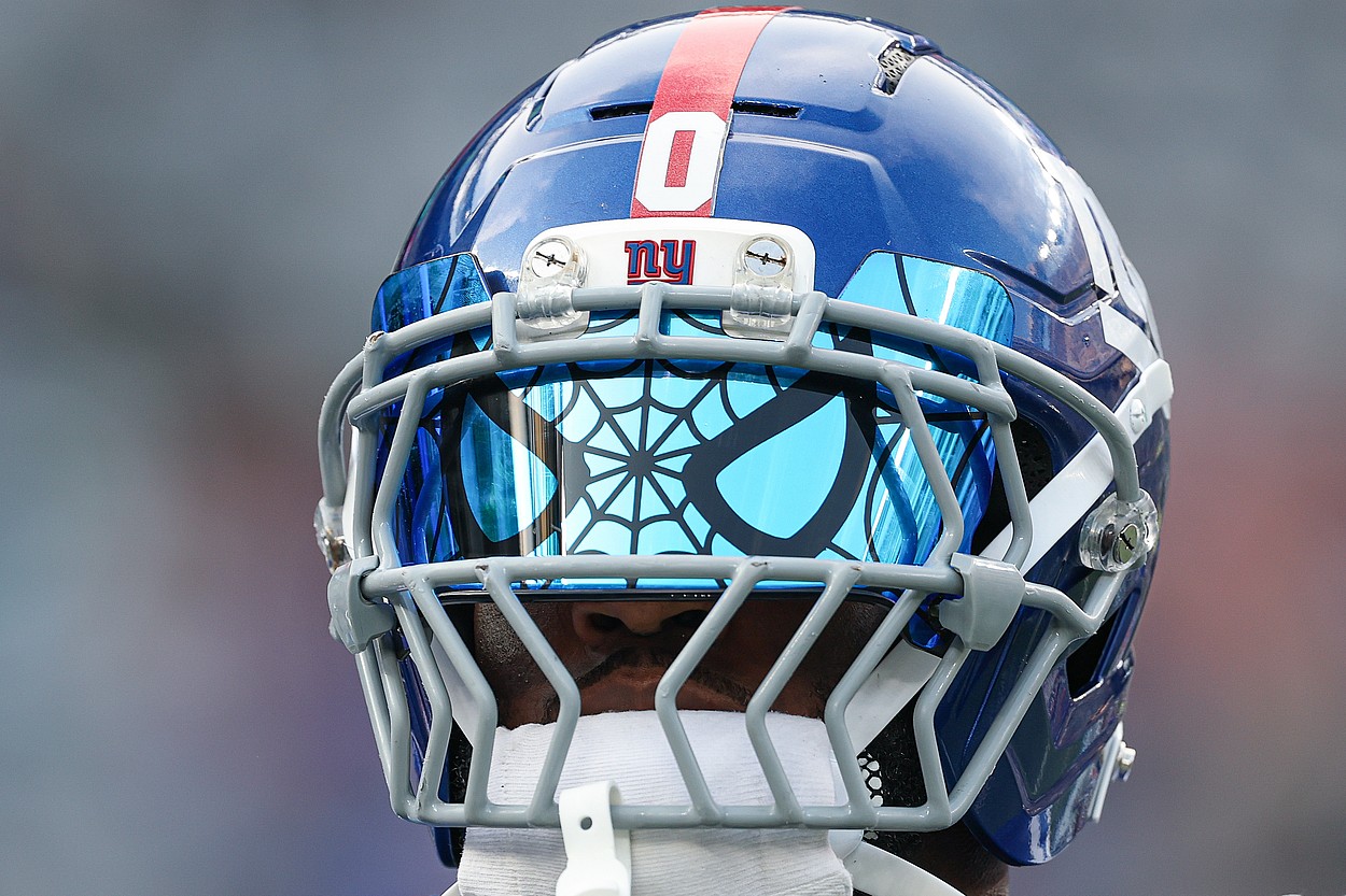 Brian Burns, NFL: New York Jets at New York Giants