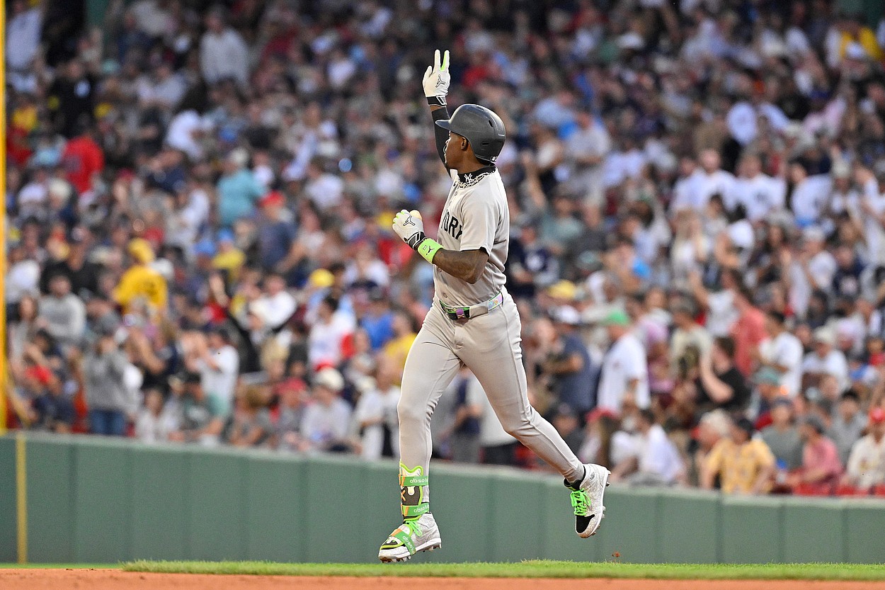 MLB: New York Yankees at Boston Red Sox, jazz chisholm