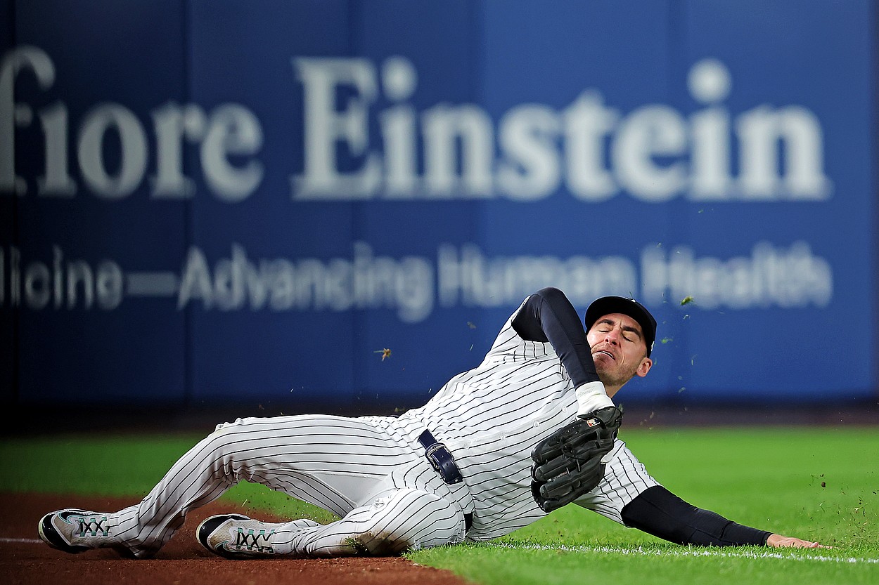 MLB: Playoffs-Toronto Blue Jays at New York Yankees