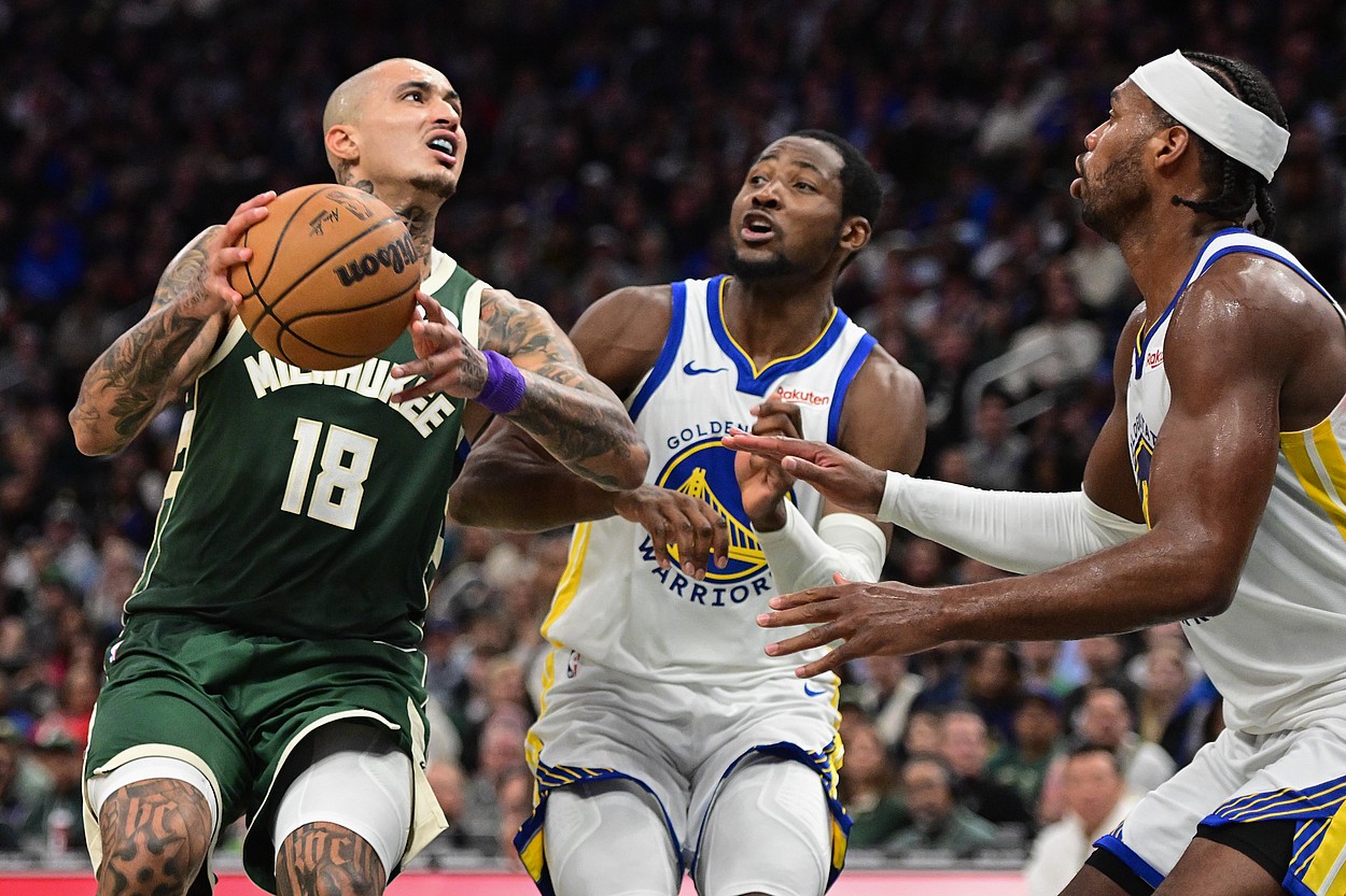 NBA: Golden State Warriors at Milwaukee Bucks