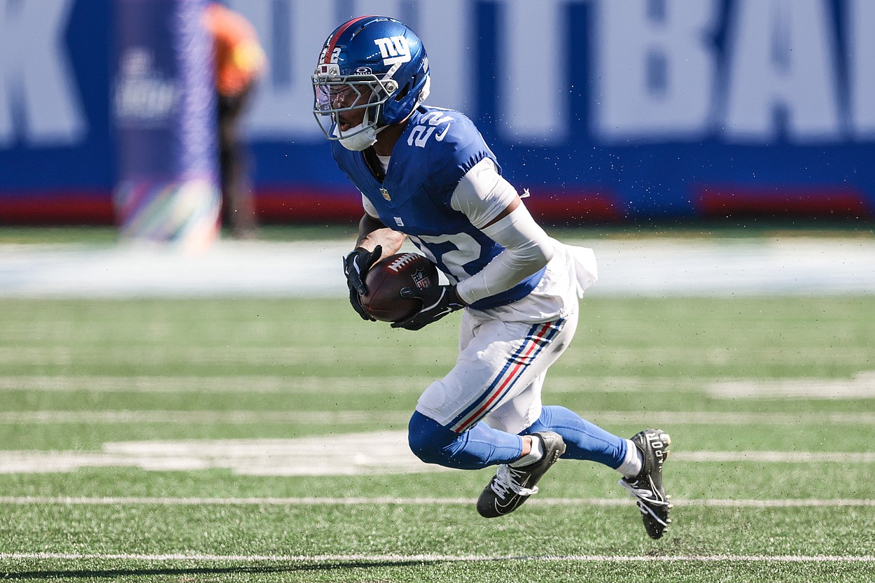 NFL: Los Angeles Chargers at New York Giants, andru phillips