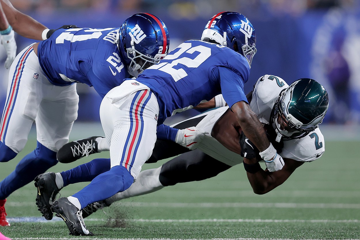 NFL: Philadelphia Eagles at New York Giants