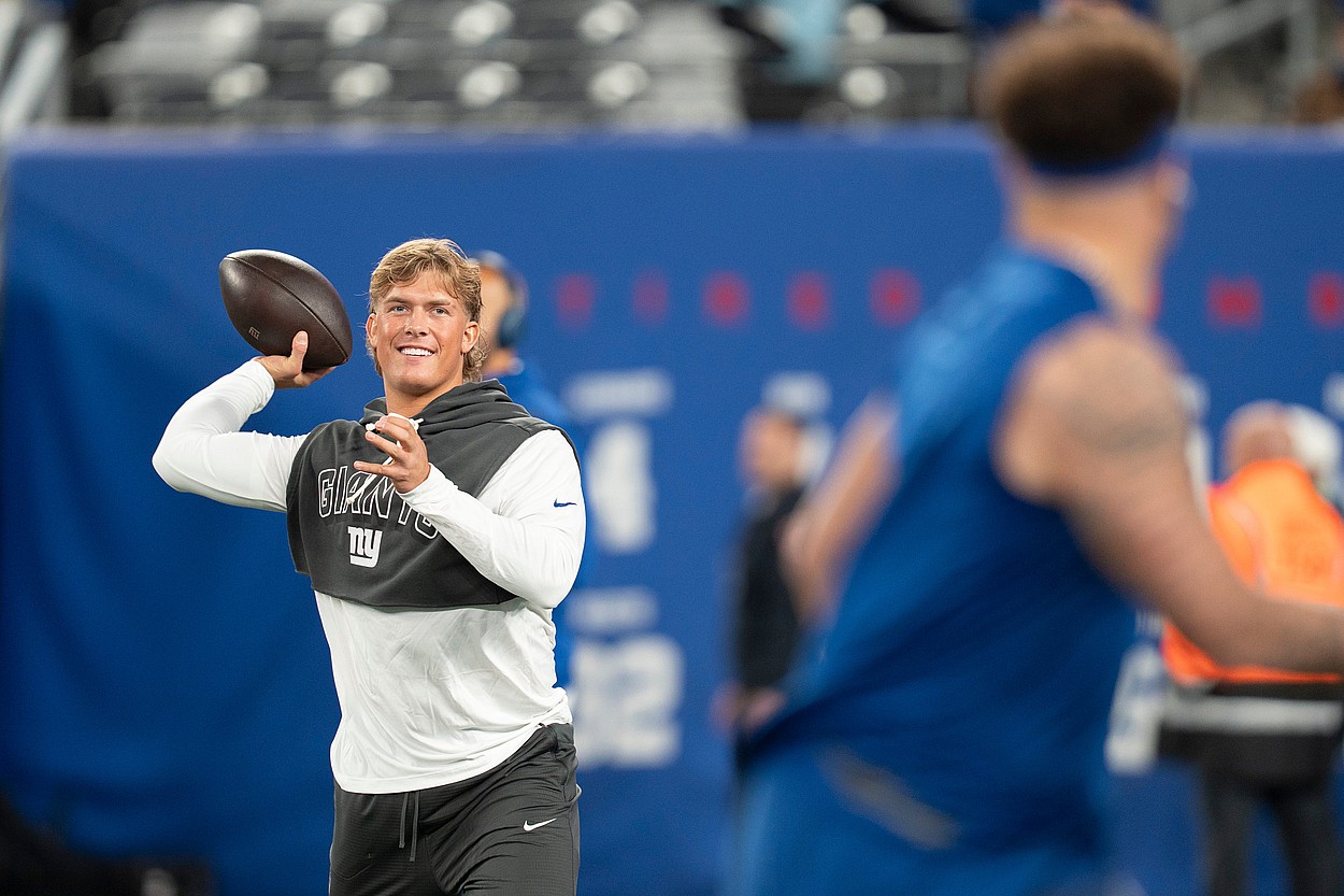 Syndication: The Record, jaxson dart, new york giants