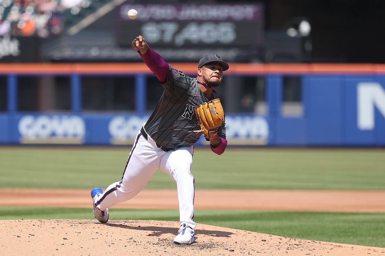 MLB: San Francisco Giants at New York Mets