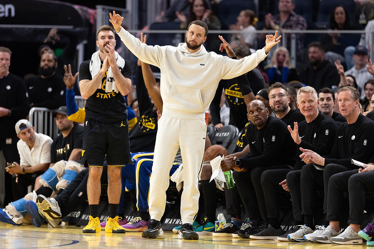 NBA: Indiana Pacers at Golden State Warriors