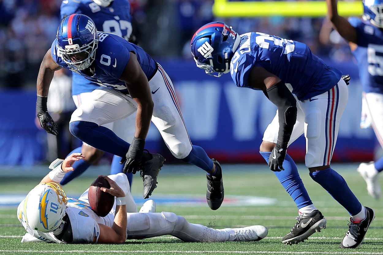 NFL: Los Angeles Chargers at New York Giants