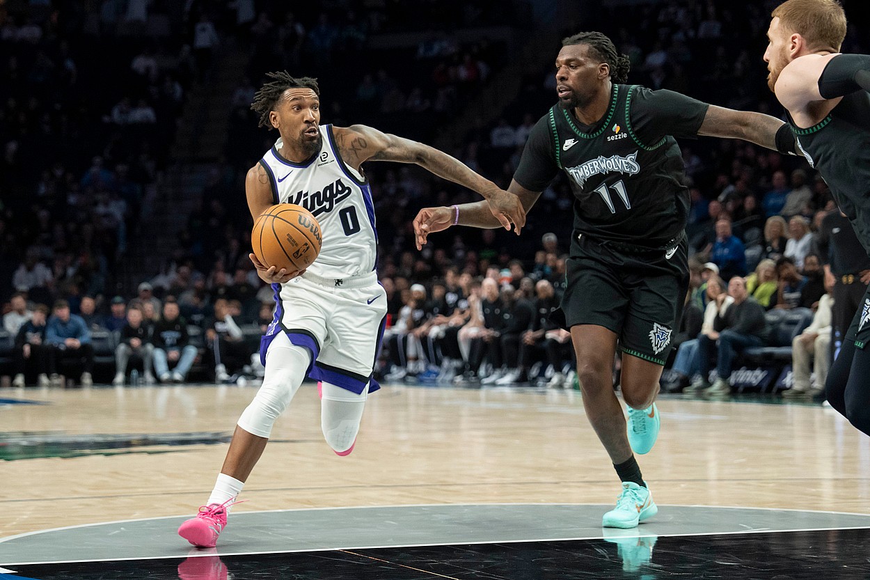 NBA: Sacramento Kings at Minnesota Timberwolves