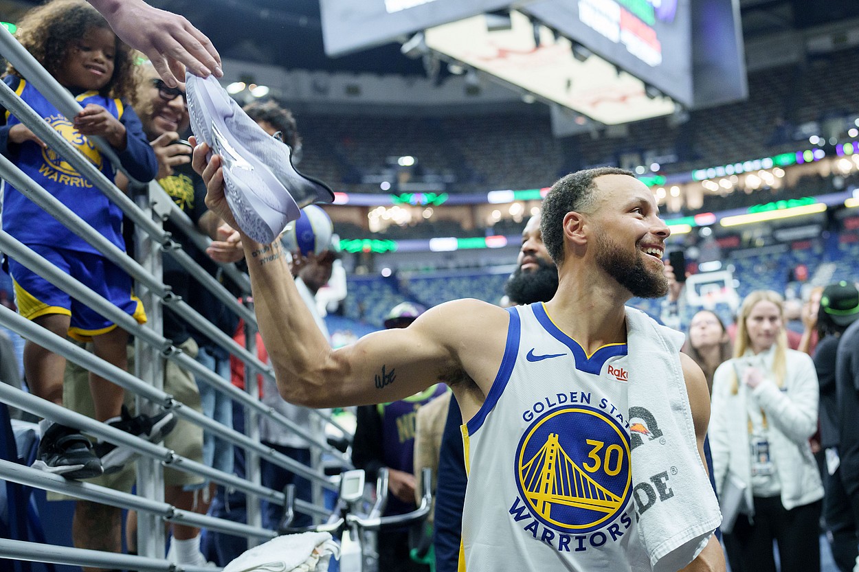 NBA: Golden State Warriors at New Orleans Pelicans