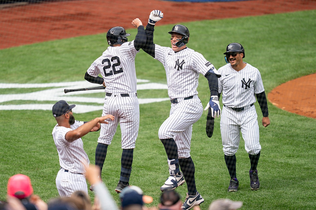 Syndication: The Record