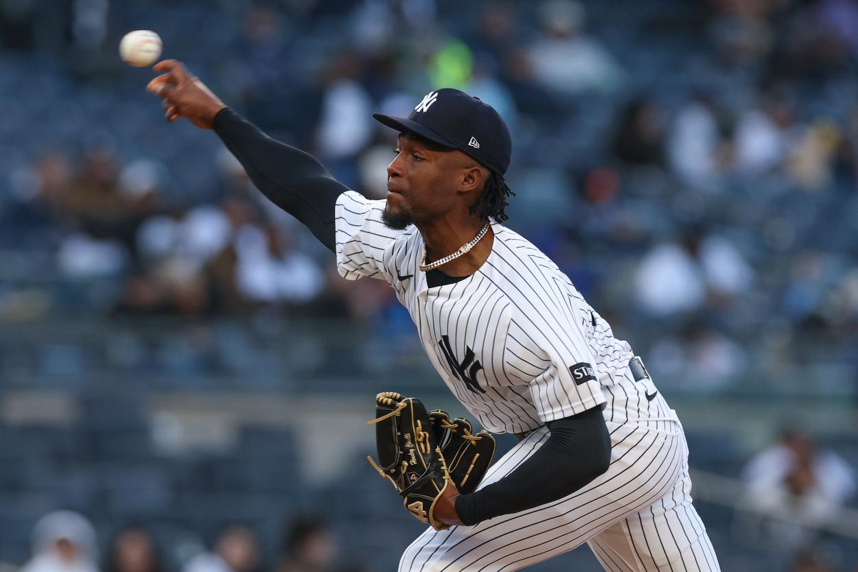 Angel Chivilli pitching for the Yankees