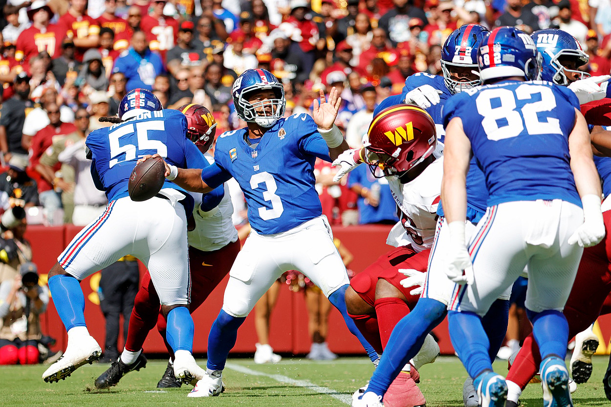 NFL: New York Giants at Washington Commanders