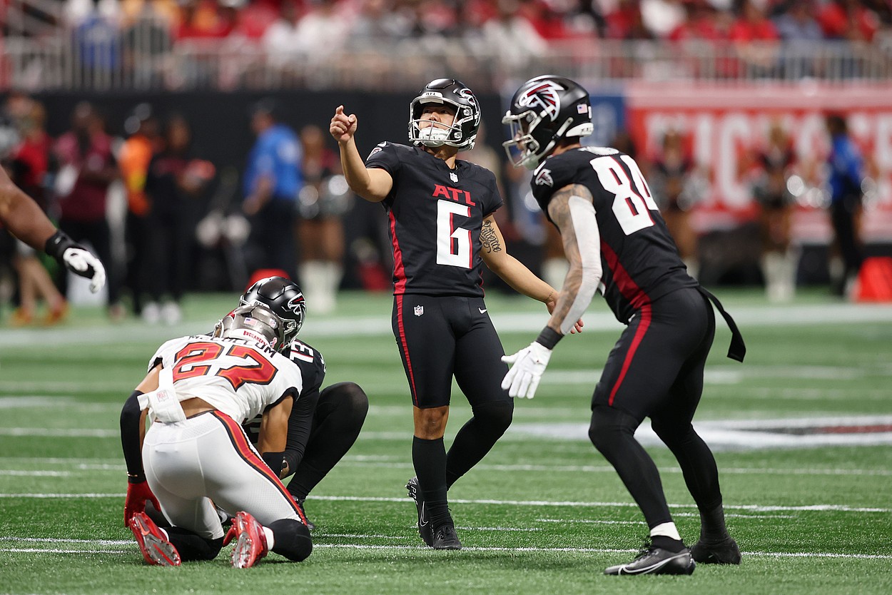 NFL: Tampa Bay Buccaneers at Atlanta Falcons