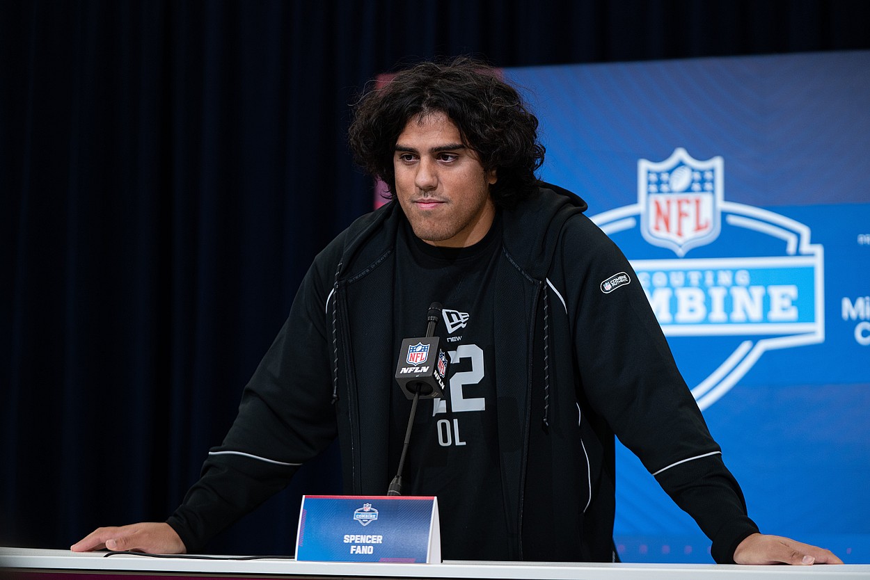 NFL: Combine, Giants, Spencer Fano