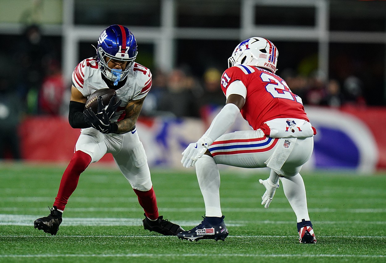 NFL: New York Giants at New England Patriots