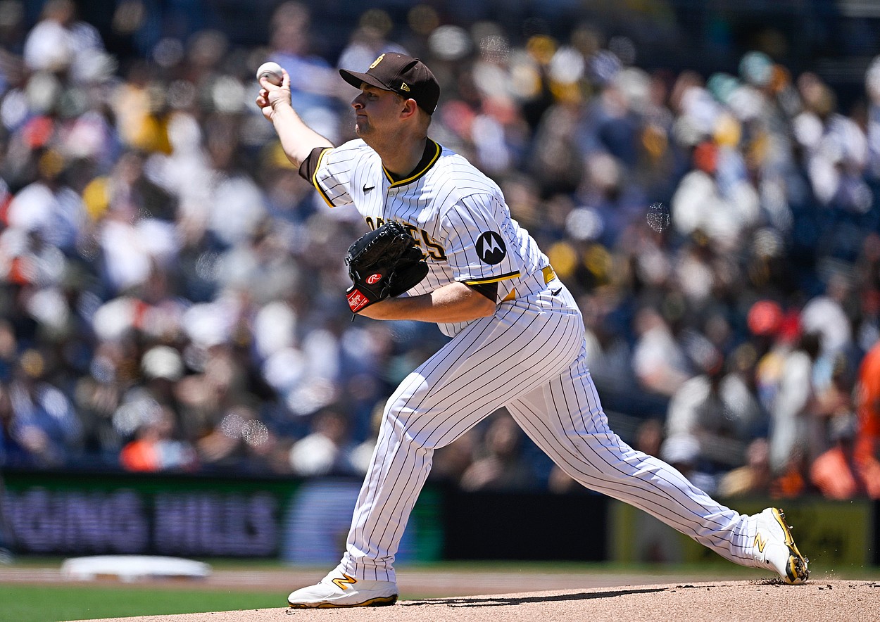 MLB: San Francisco Giants at San Diego Padres